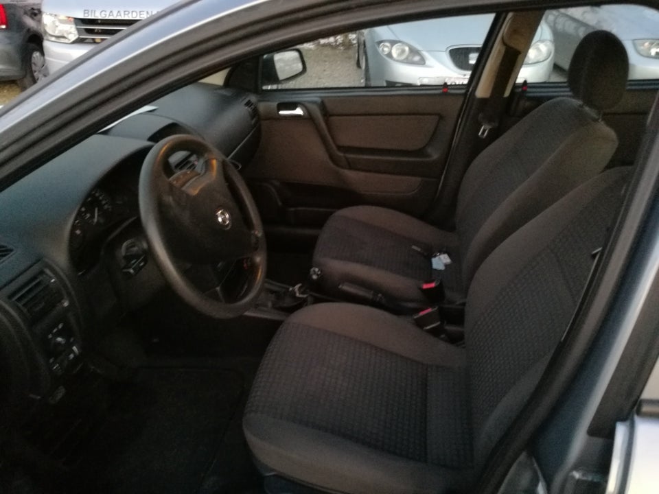 Opel Astra 1,6 Comfort 4d