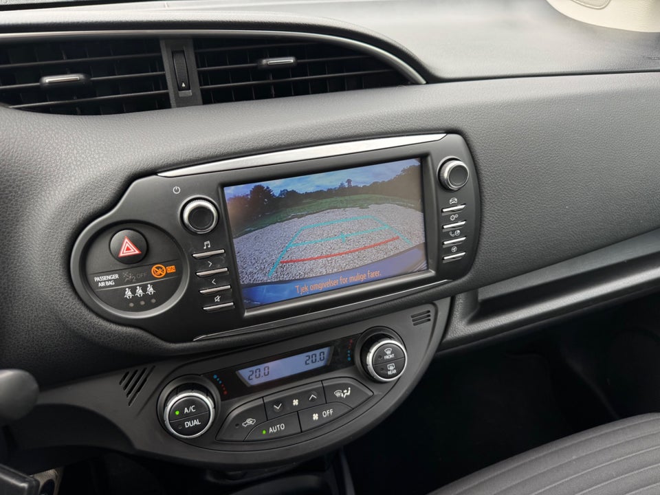 Toyota Yaris 1,5 Hybrid H2 Premium e-CVT 5d