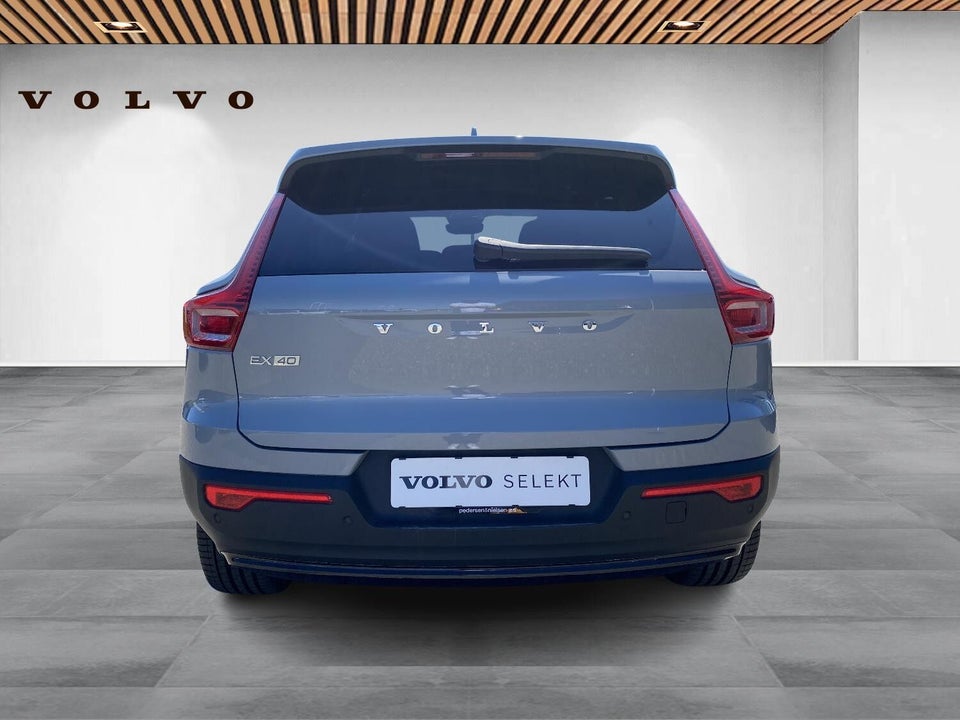 Volvo EX40 Extended Range Plus 5d