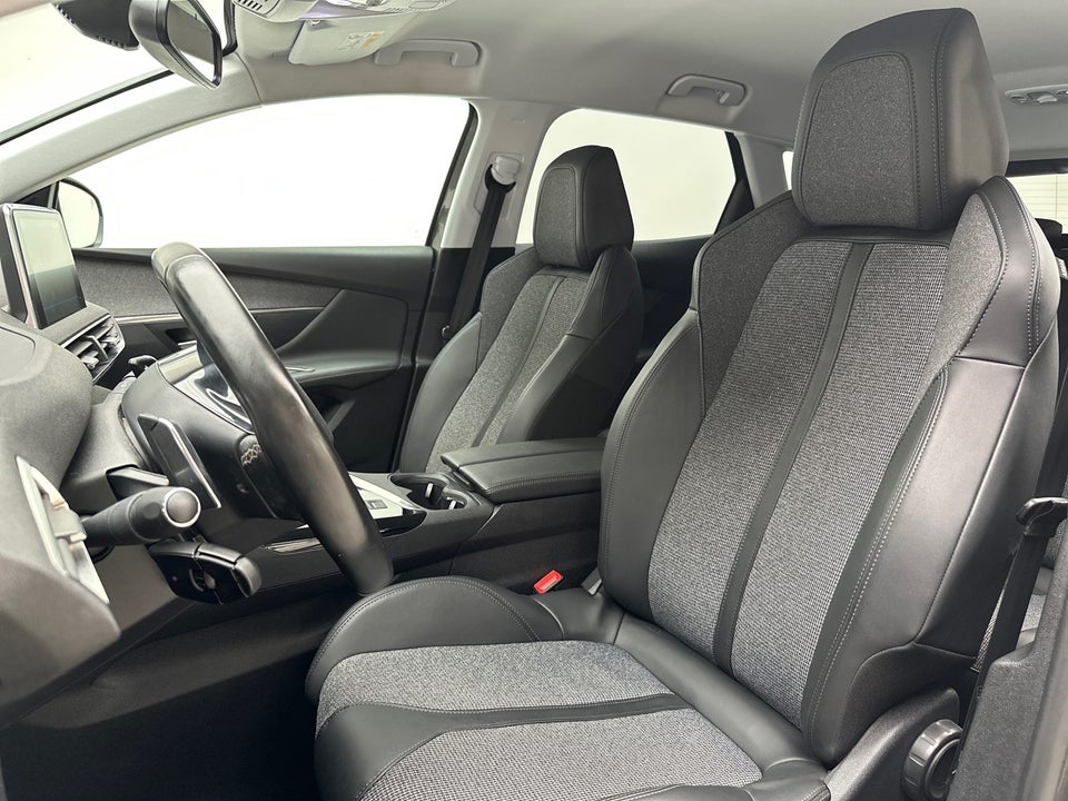 Peugeot 3008 1,5 BlueHDi 130 Allure Limited EAT8 5d