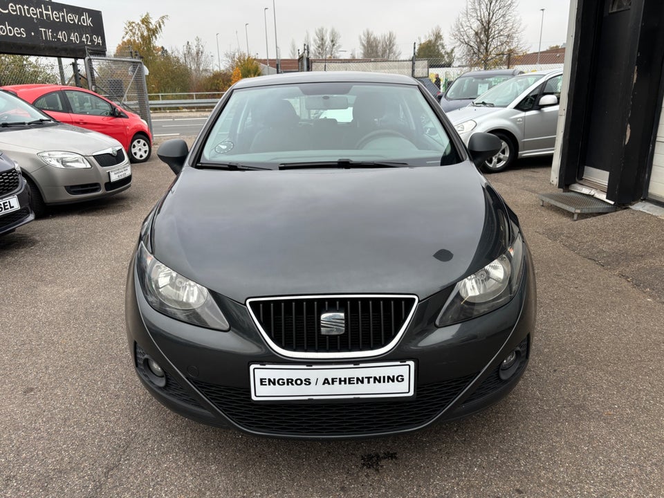 Seat Ibiza 1,4 16V Reference SC 3d