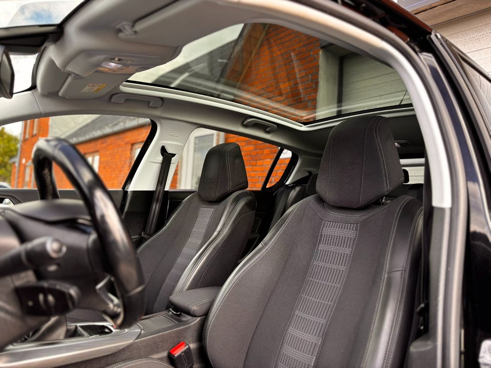 Peugeot 308 1,6 BlueHDi 120 Allure Sky 5d