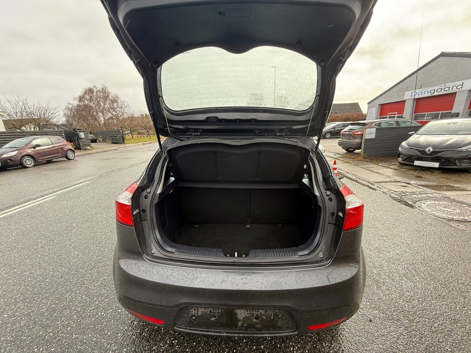 Kia Rio 1,2 CVVT Style+ 5d