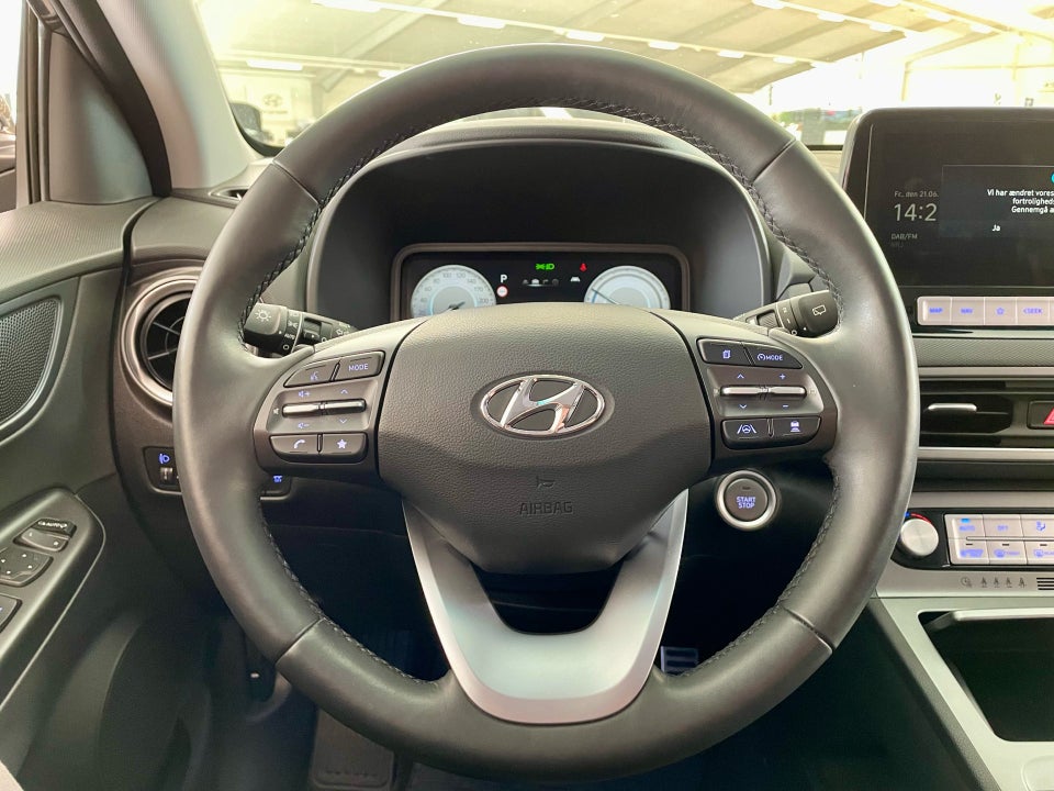 Hyundai Kona 64 EV Ultimate 5d