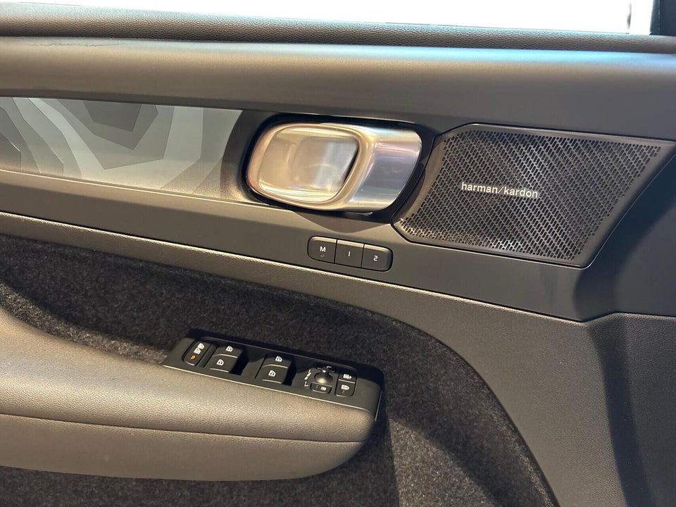Volvo XC40 P8 ReCharge Twin Ultimate 5d