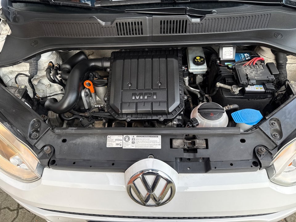 VW Up! 1,0 75 Move Up! BMT 5d