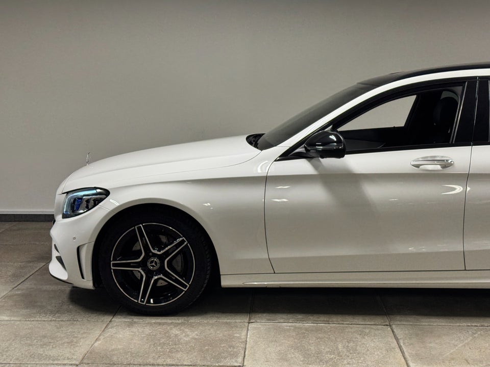 Mercedes C220 d 2,0 AMG Line Night Edition stc. aut. 5d