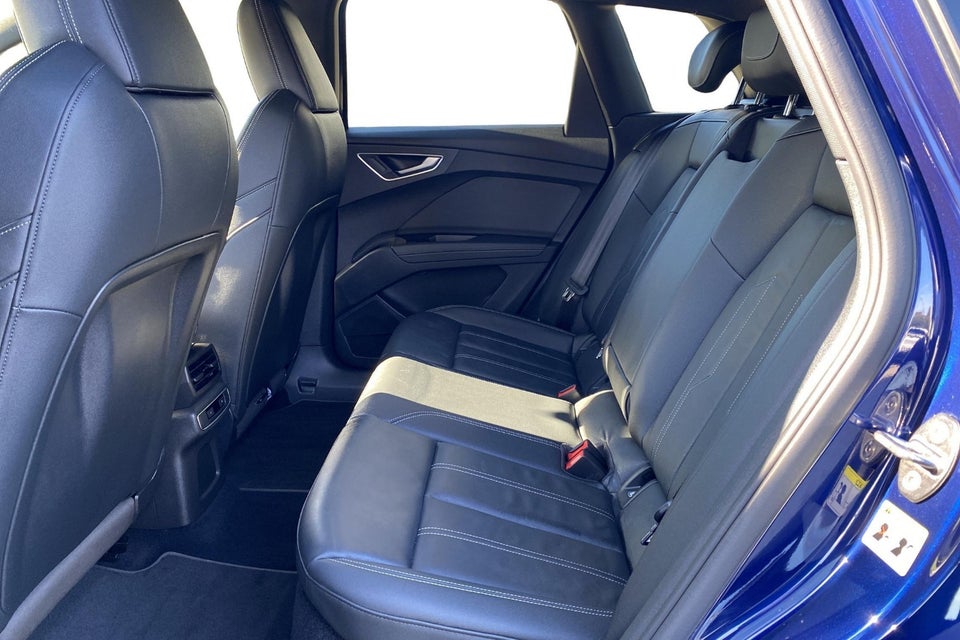 Audi Q4 e-tron 35 S-line 5d
