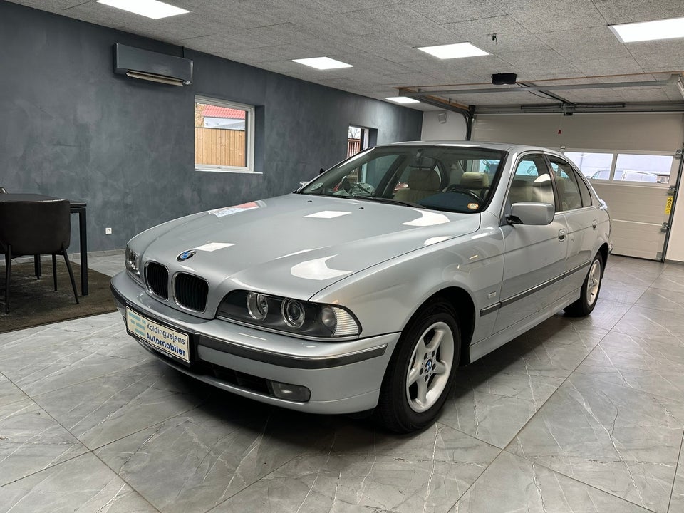 BMW 523i 2,5 Steptr. 4d