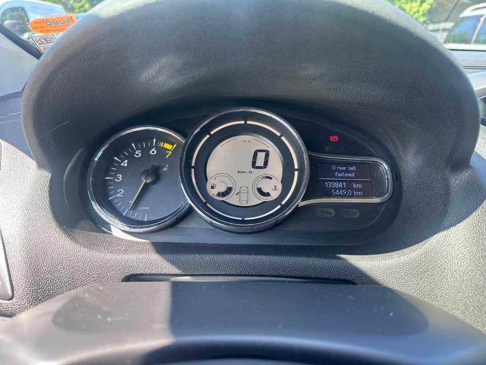 Renault Megane III 1,2 TCe 115 Expression 5d