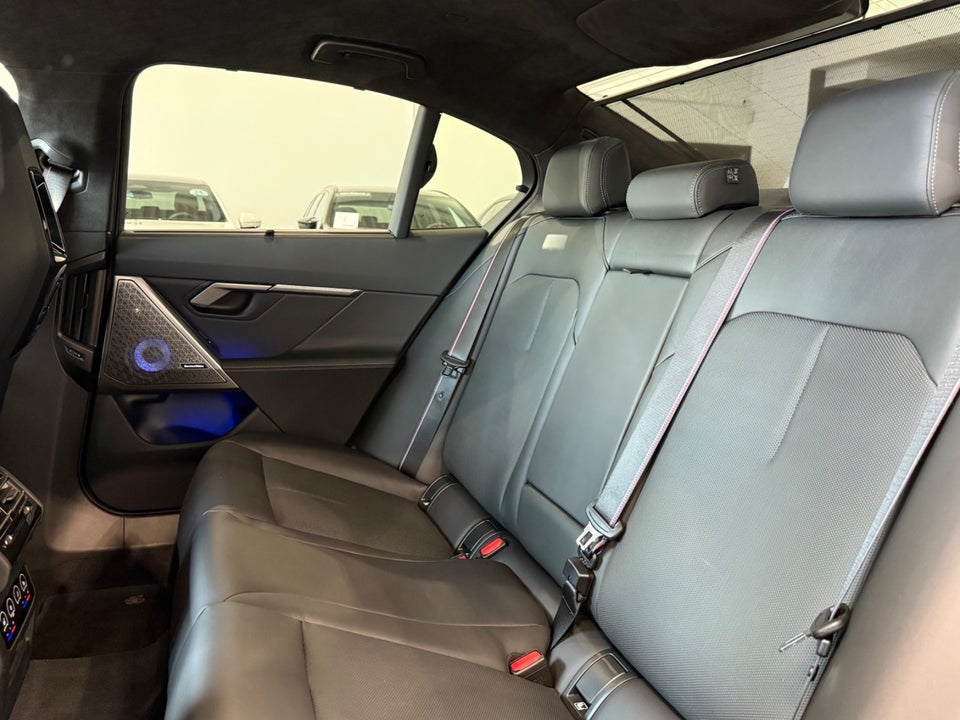 BMW M5 4,4 xDrive aut. 4d