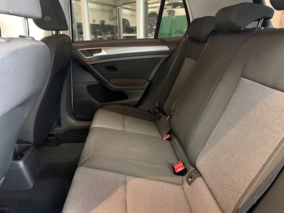 VW Golf VII 1,2 TSi 105 BMT 5d