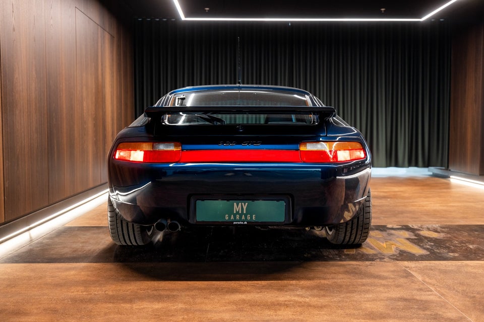 Porsche 928 5,4 GTS 3d