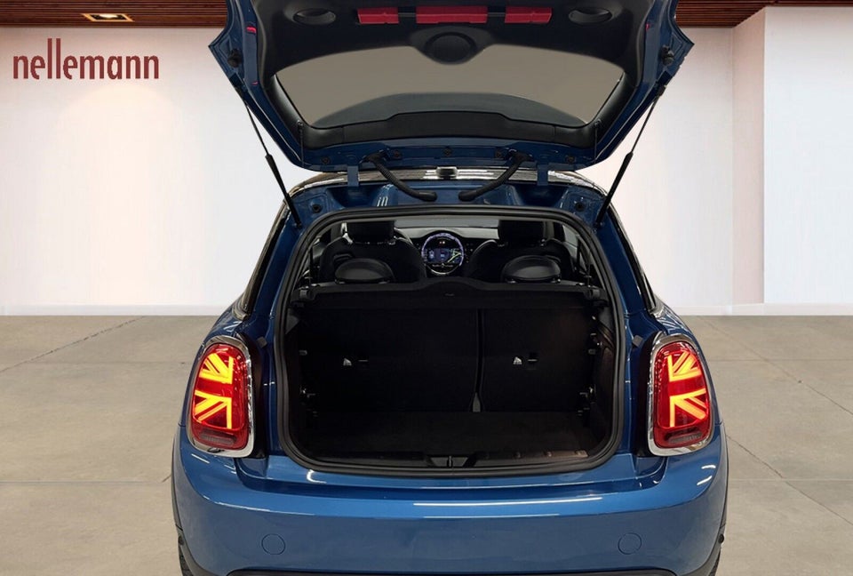 MINI Cooper SE Classic Trim 3d