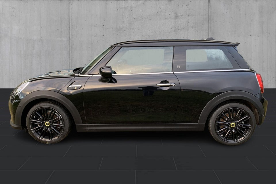 MINI Cooper SE Classic Trim 3d