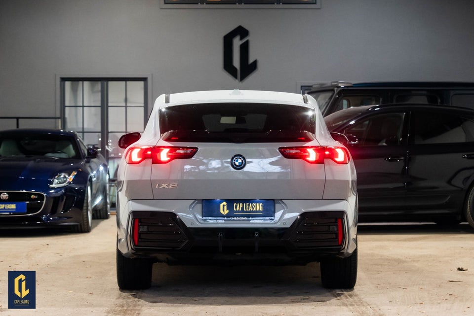 BMW iX2 xDrive30 Fully Charged M-Sport 5d