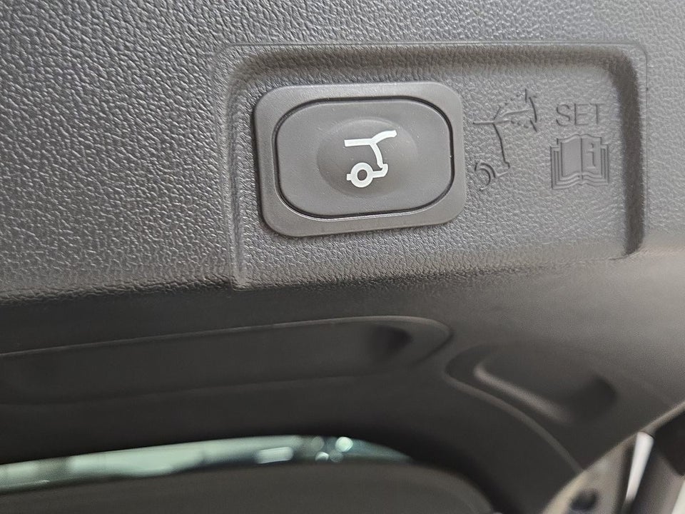 Ford Puma 46 Gen-E Premium 5d