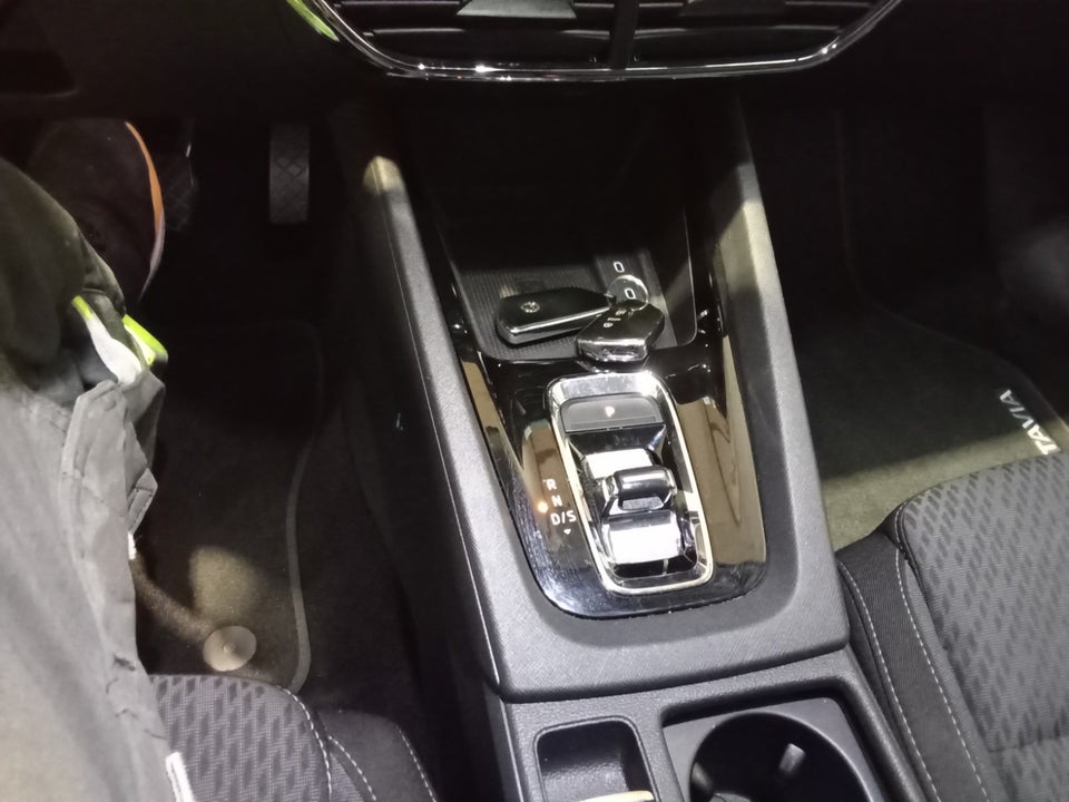 Skoda Octavia 2,0 TDi 150 Business Executive Combi DSG 5d