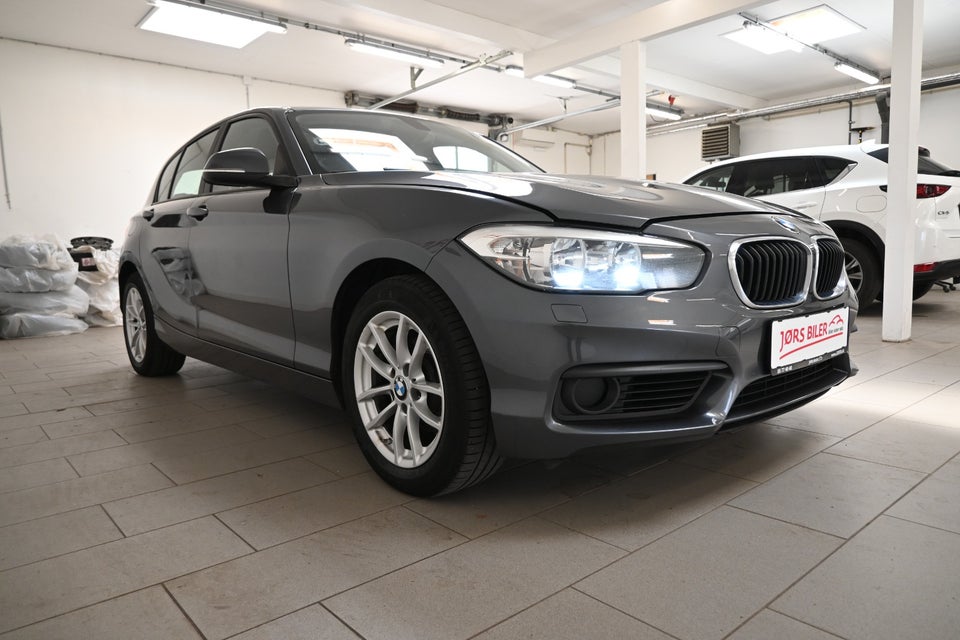 BMW 118d 2,0 Connected aut. 5d