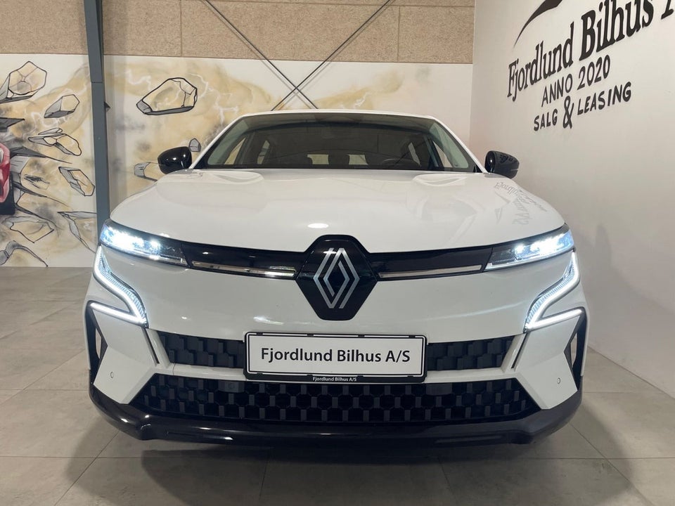 Renault Megane E-Tech 40 Equilibre 5d