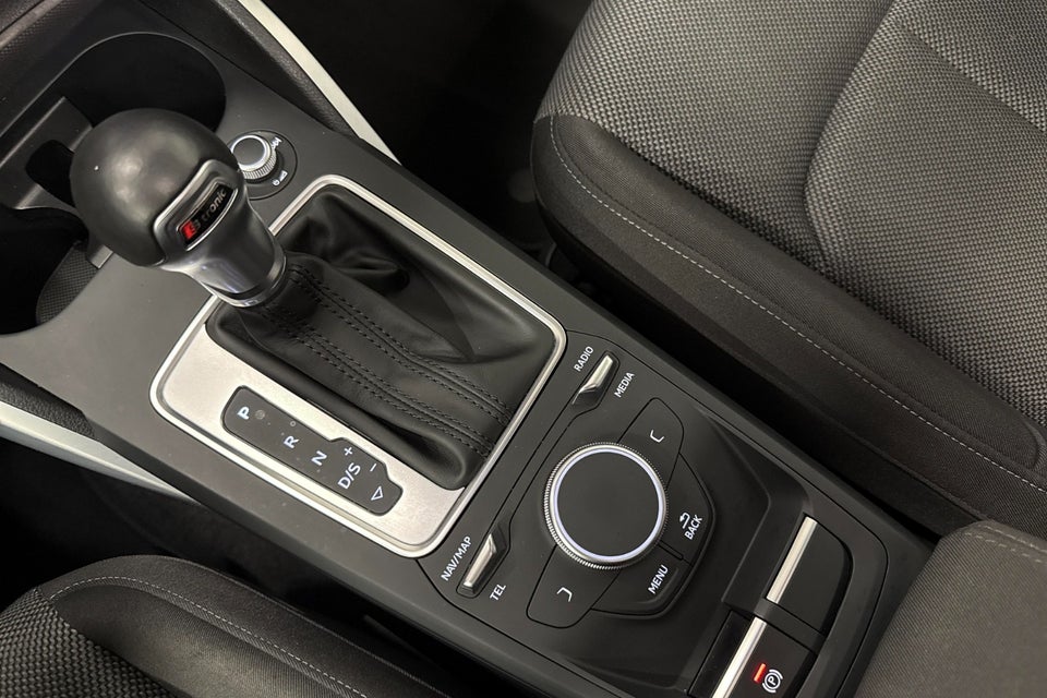 Audi Q2 1,4 TFSi 150 Sport S-tr. 5d