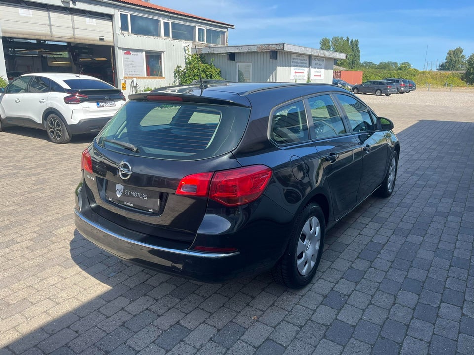 Opel Astra 1,4 100 Limited Sports Tourer 5d