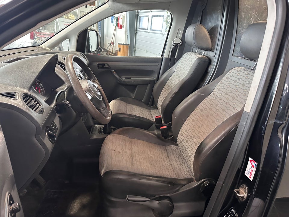 VW Caddy 1,6 TDi 102 Basis BMT Van 5d