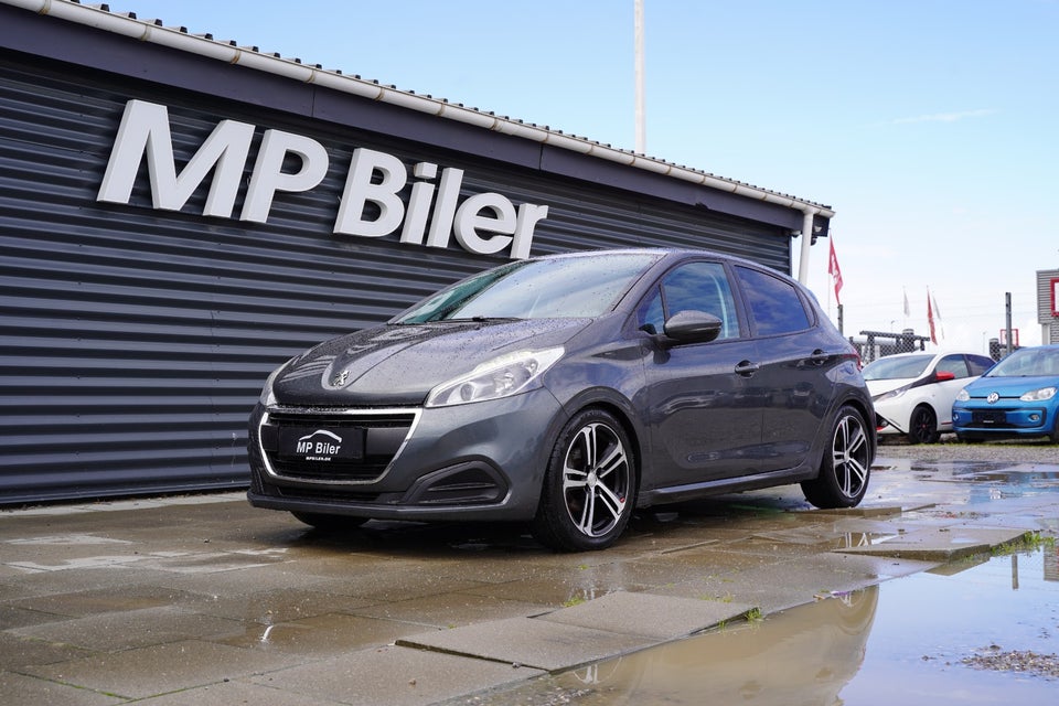 Peugeot 208 1,6 BlueHDi 100 Envy Sky 5d