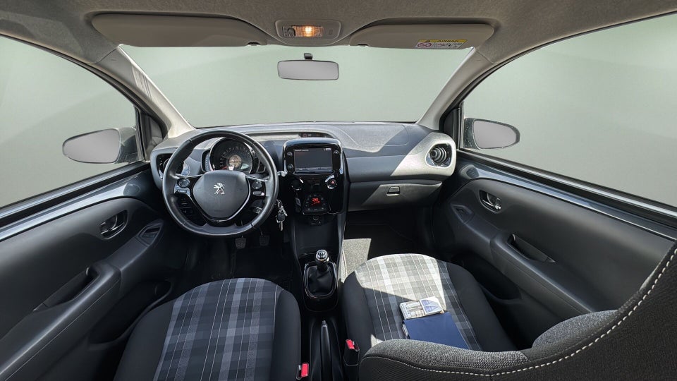 Peugeot 108 1,0 e-VTi 72 Allure+ 5d