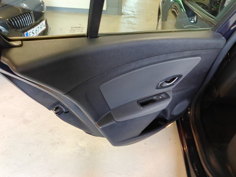 Renault Megane III 1,9 dCi 130 Dynamique Sport Tourer 5d