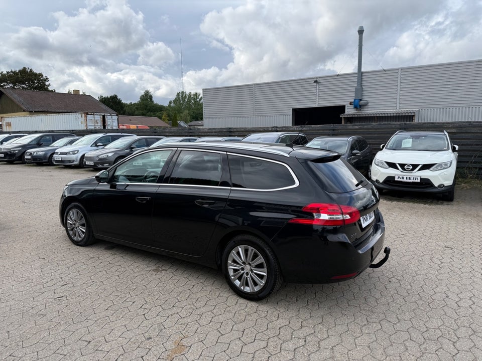 Peugeot 308 1,6 BlueHDi 120 Allure Sky SW 5d