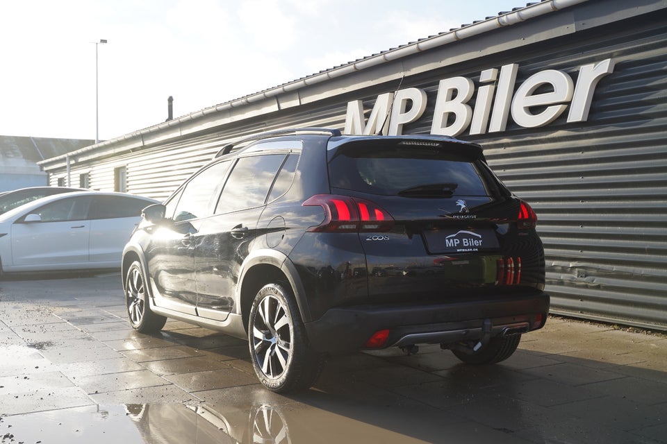 Peugeot 2008 1,6 BlueHDi 100 GT Line 5d