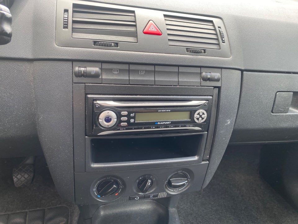 Skoda Fabia 1,4 16V 75 Ambiente Combi 5d