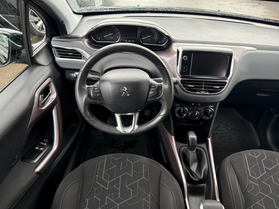 Peugeot 2008 1,2 VTi 82 Active 5d