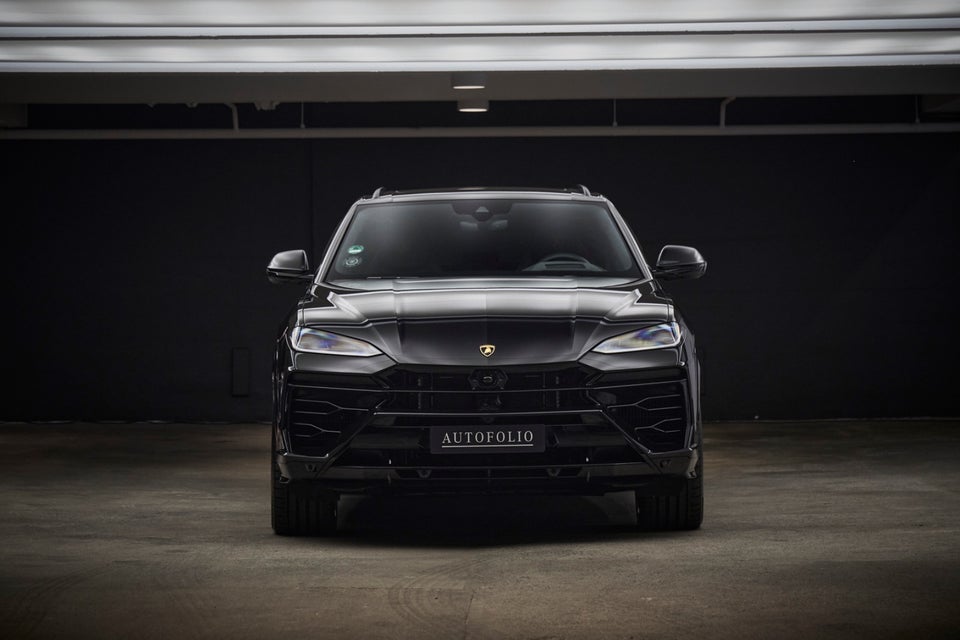 Lamborghini Urus 4,0 SE 5d