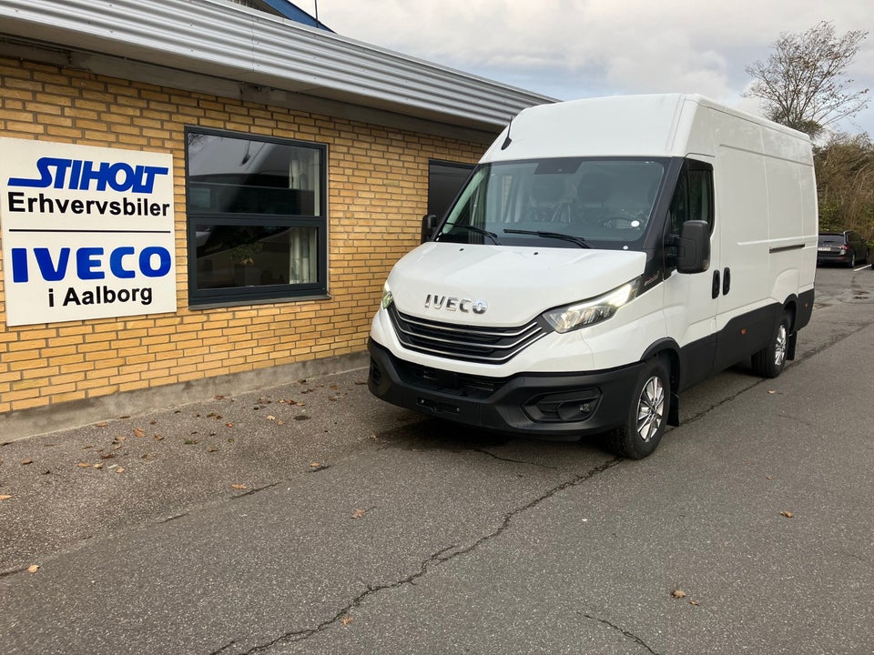 Iveco Daily 3,0 35S18 12m³ Van AG8