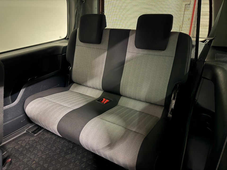 VW Caddy Maxi 2,0 TDi 102 Comfortline DSG 5d