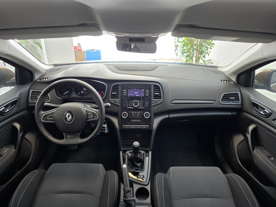 Renault Megane IV 1,2 TCe 100 Life 5d
