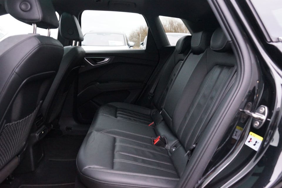 Audi Q4 e-tron 40 Advanced 5d
