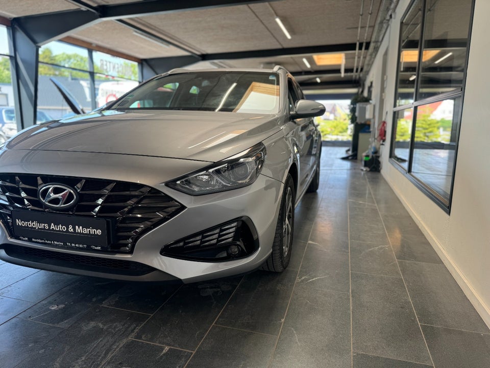 Hyundai i30 1,0 T-GDi Essential stc. 5d