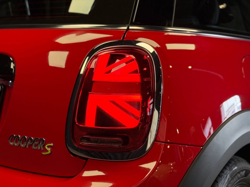 MINI Cooper SE Classic Trim 3d