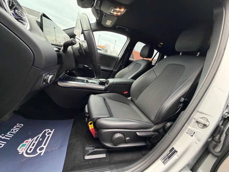 Mercedes EQA250+ Electric Art 5d