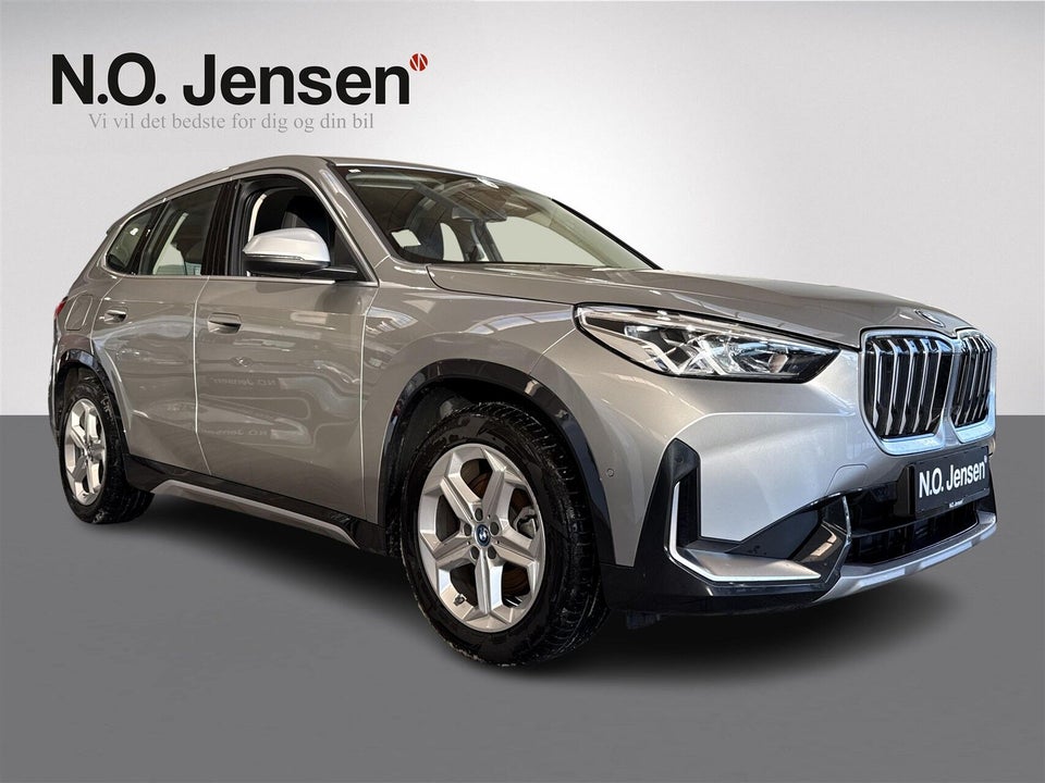 BMW iX1 xDrive30 X-Line 5d
