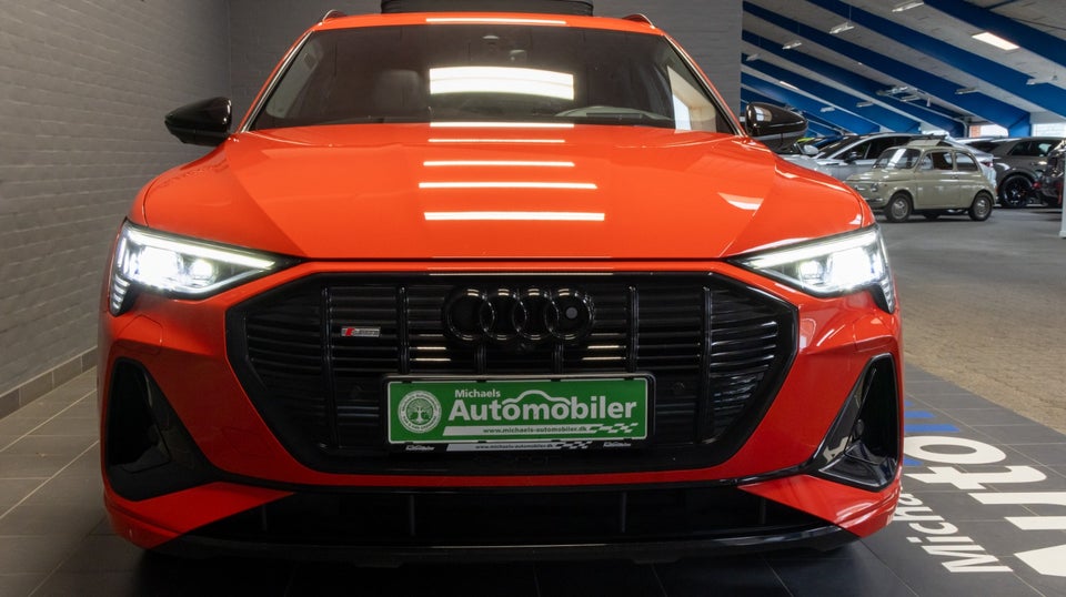 Audi e-tron 55 S-line quattro 5d