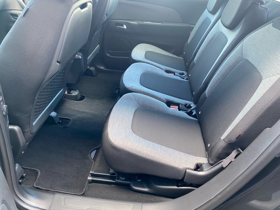 Citroën Grand C4 SpaceTourer 1,5 BlueHDi 130 Platinum 7prs 5d