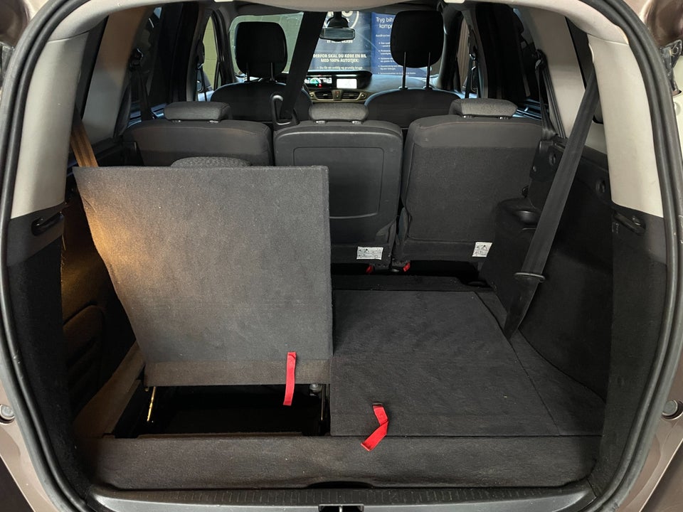 Renault Grand Scenic III 1,6 16V Authentique 7prs 5d