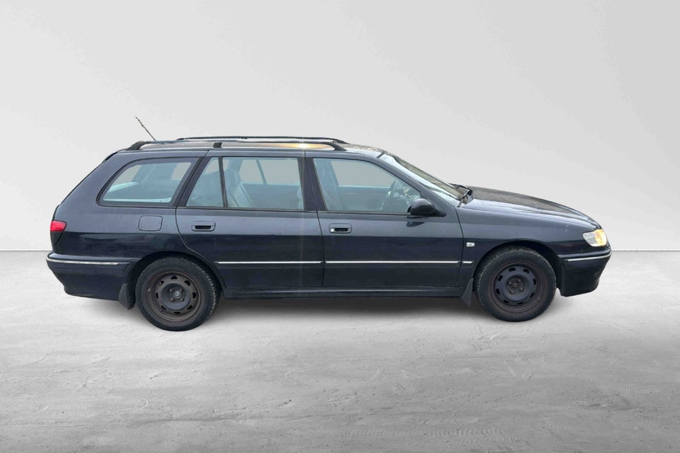 Peugeot 406 1,8 ST stc. 5d
