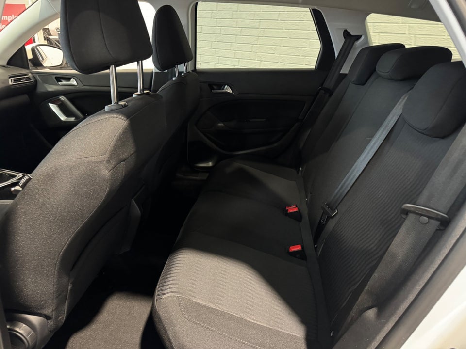 Peugeot 308 1,6 BlueHDi 120 Active SW 5d