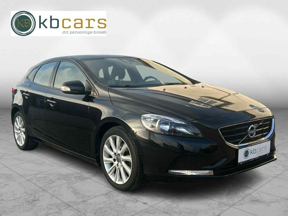 Volvo V40 1,6 D2 115 Kinetic aut. 5d