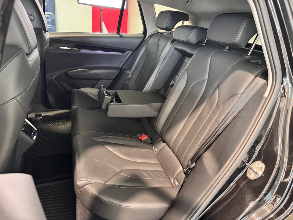 Skoda Enyaq 80 iV Suite 5d